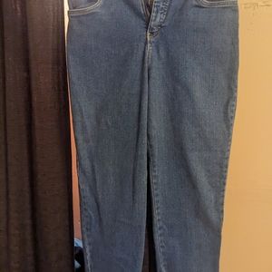 Gloria Vanderbilt jeans
